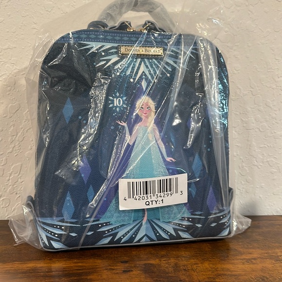 Frozen Elsa Dooney & Bourke Backpack - Picture 1 of 6